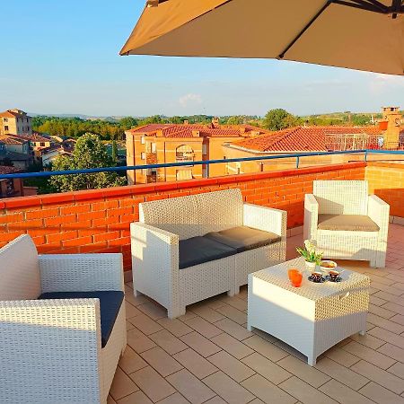 Siena Appartamento Con Splendido Terrazzo Presciano Exterior foto